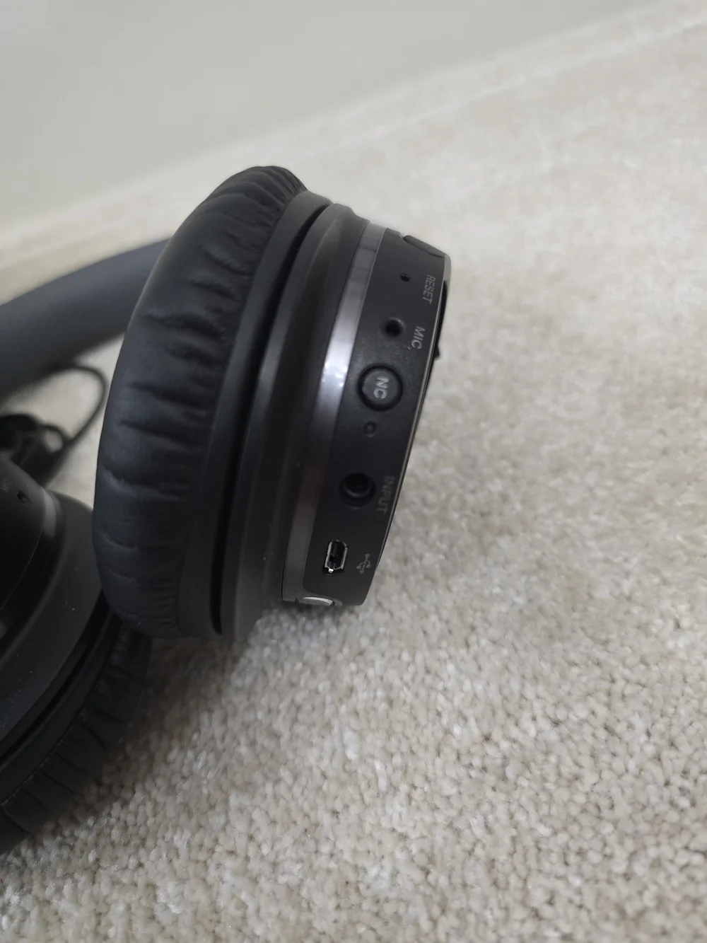 Sony Black Wireless Over-Ear Headphones with Carry Case